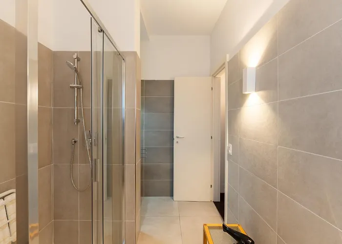 Valtorta Living - Elegant 3br Mm Turro Appartamento *